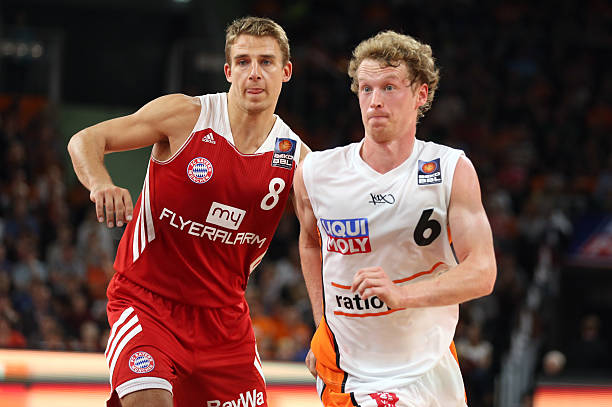 还带领球队 还带领球队